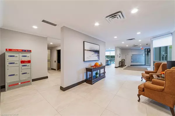 Burlington, ON L7L 5V7,5080 Pinedale Avenue #509