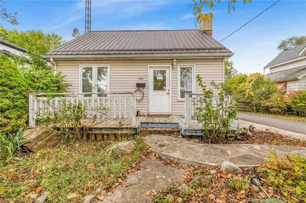 Delhi, ON N4B 1H9,161 Crysler Street