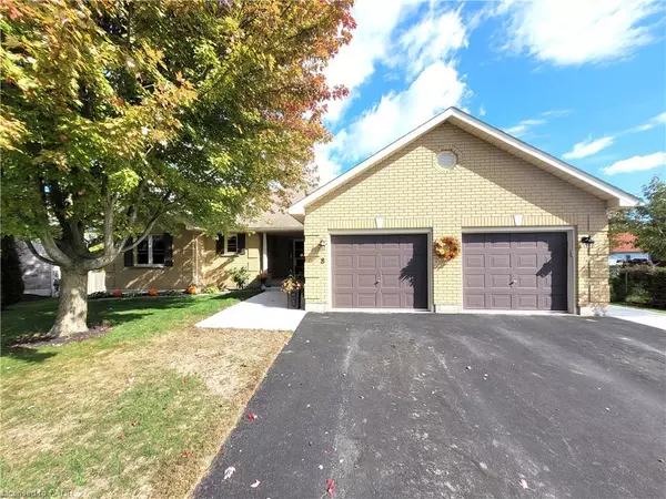 8 Simon Court, Waterford, ON N0E 1Y0