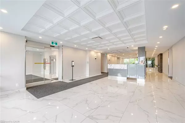 Mississauga, ON L5B 3Y9,115 Hillcrest Avenue #615