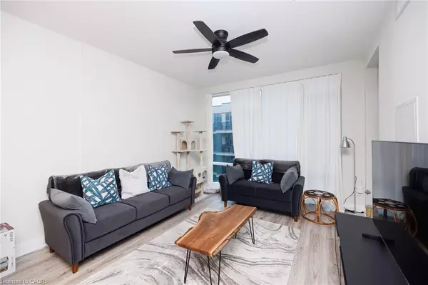 Grimsby, ON L3M 4E8,16 Concord Place #439