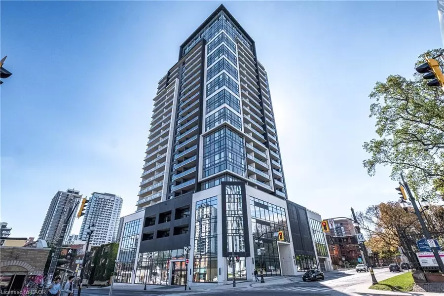 15 Queen Street S #401, Hamilton, ON L8P 0C6