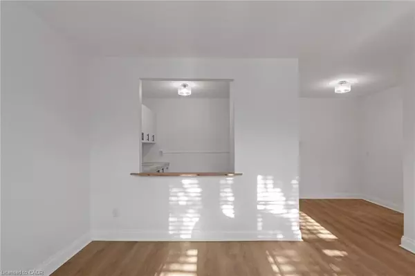 Hamilton, ON L8S 2N5,57 Mericourt Road #3