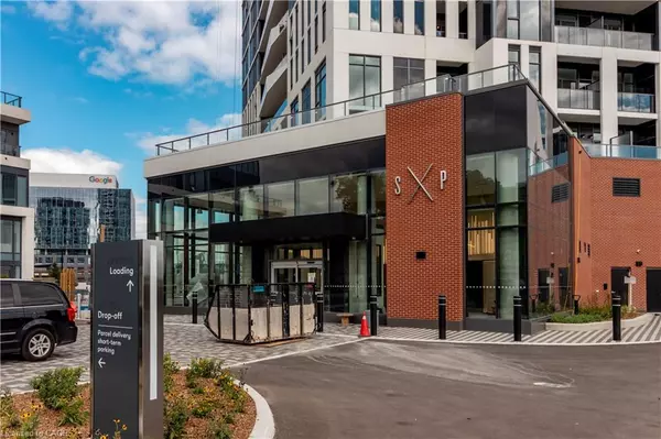 Kitchener, ON N2G 0G5,25 Wellington Street S #909