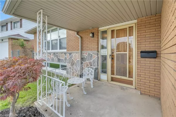 Hamilton, ON L9A 4W7,132 Greeningdon Drive