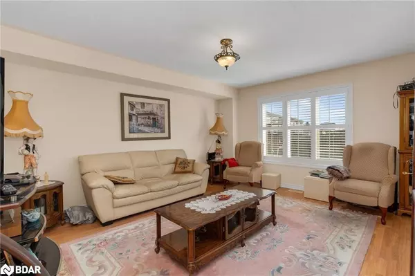 Bradford, ON L3Z 3C4,503 Simcoe Road