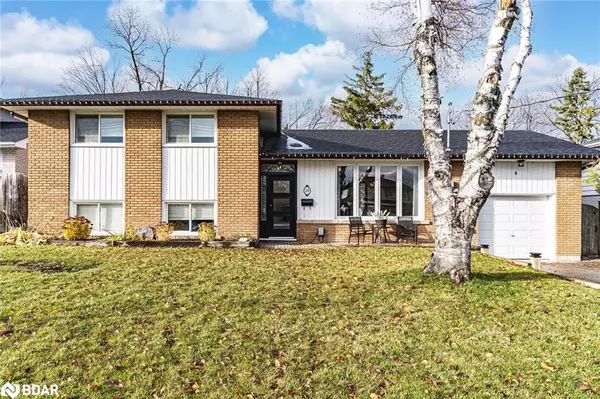 Barrie, ON L4M 2W7,20 Ottaway Avenue #Upper