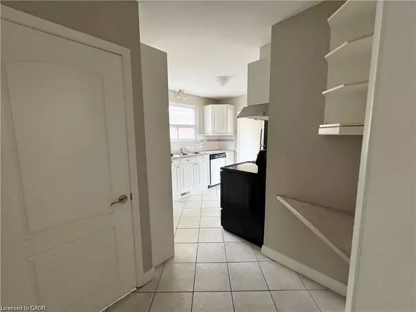 Oakville, ON L6L 2B2,2470 Rebecca Street