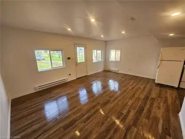 Dunnville, ON N1A 1K5,502 Main Street