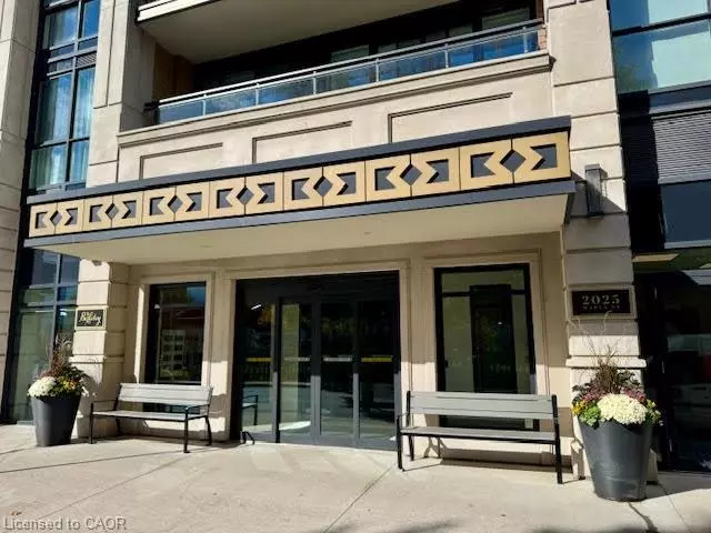 2025 Maria Street #807, Burlington, ON L7R 2M5