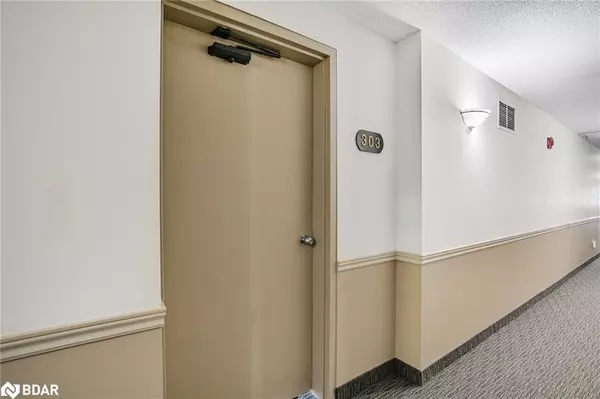 Orillia, ON L3V 1J7,107 Bond Street #303