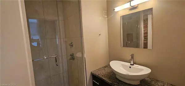 Cambridge, ON N1R 2G6,25 Concession Street #102