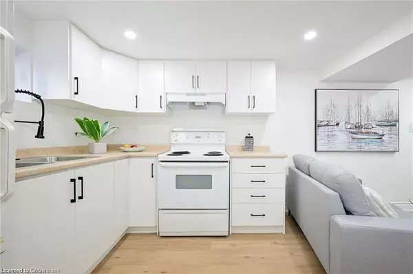 Hamilton, ON L8V 3H9,213 East 28th Street #Lower