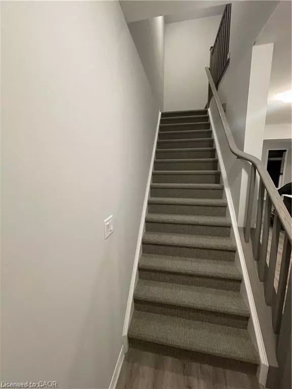 Cambridge, ON N3E 0E4,314 Equestrian Way #31