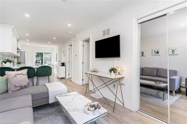 Hamilton, ON L8V 3N9,97 East 31st Street