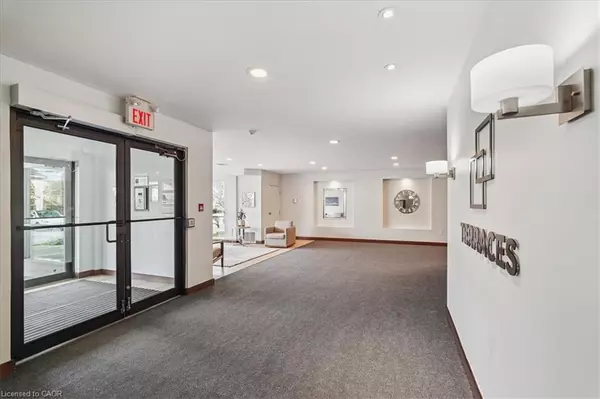 Burlington, ON L7L 0B8,5070 Fairview Street #102