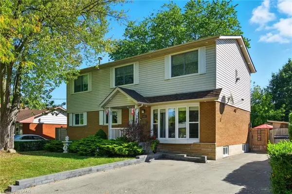 Burlington, ON L7L 1N7,5372 Spruce Avenue