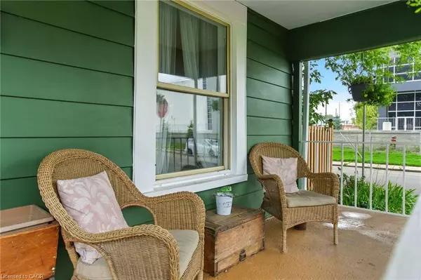 Hamilton, ON L8L 3V1,12 Francis Street