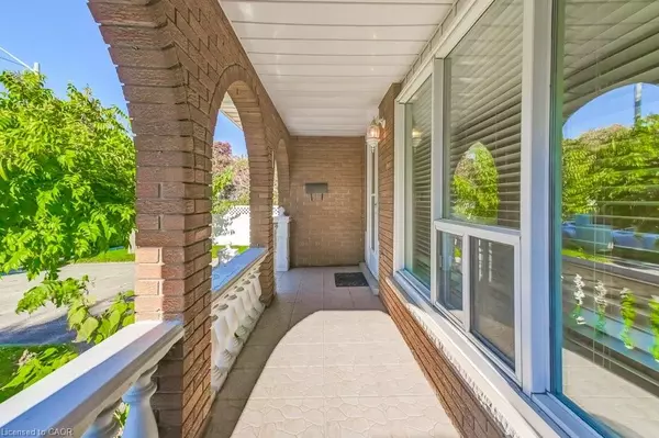 Mississauga, ON L5B 2J4,430 Louis Drive