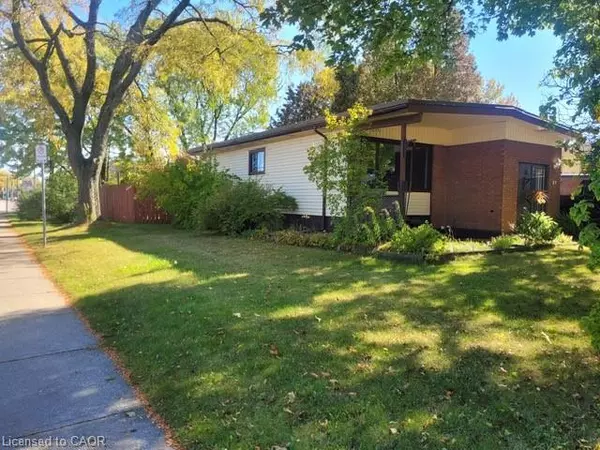 Hamilton, ON L9A 3J9,89 Deschene Avenue