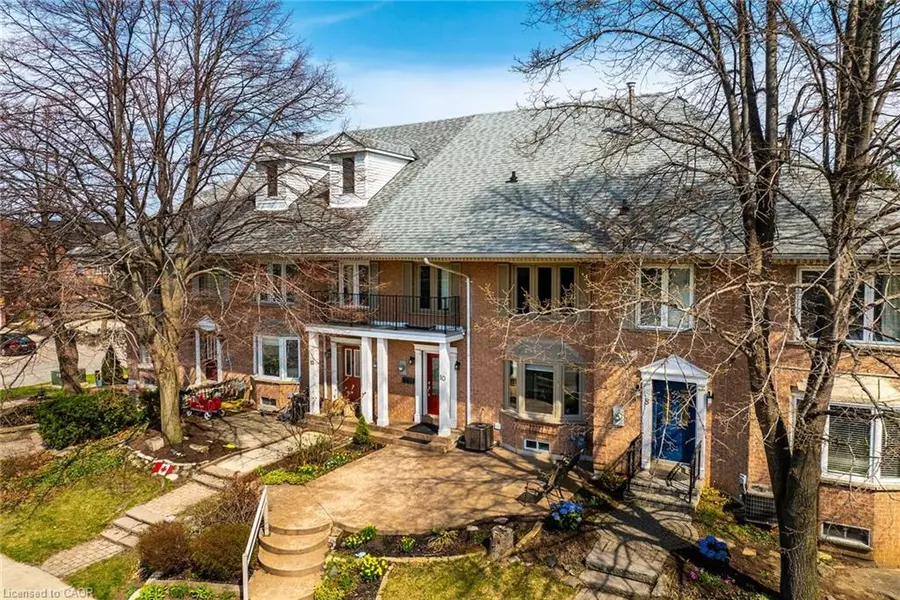 10 Edgewater Drive, Stoney Creek, ON L8E 4Z3