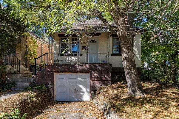 Hamilton, ON L8S 1M7,132 Tope Crescent