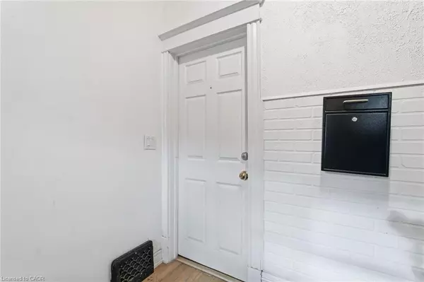 Hamilton, ON L8L 6G1,73 Stirton Street #1