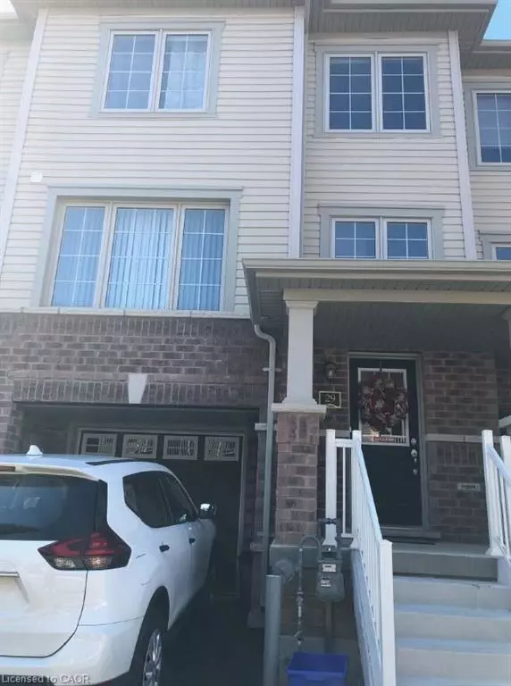 Cambridge, ON N3H 5L5,470 Linden Drive #29