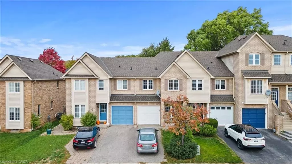 Oakville, ON L6M 3W9,2069 Glenhampton Road