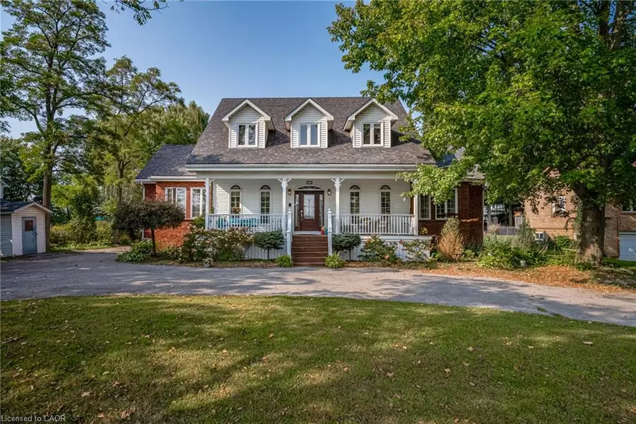 163 Book Road W, Ancaster, ON L9G 3L1