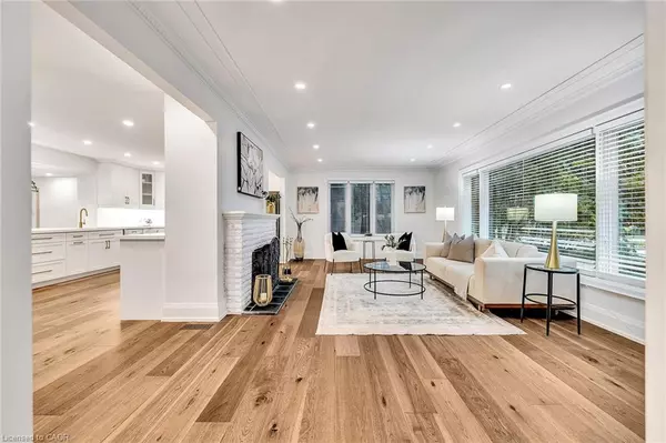 Burlington, ON L7T 3H8,877 Kingsway Drive