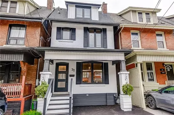 32 Cumberland Avenue, Hamilton, ON L8M 1Y7