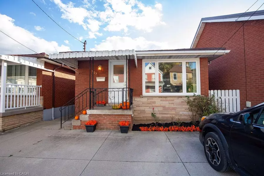 313 Barton Street W, Hamilton, ON L8R 2J3