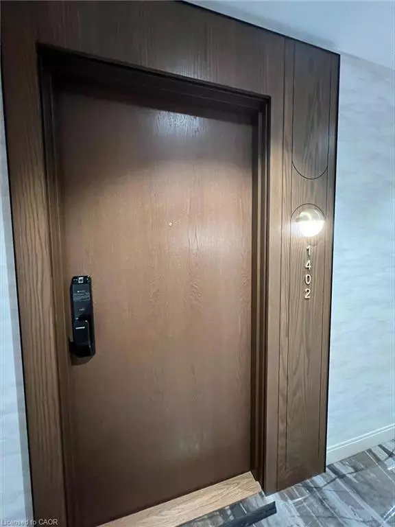 Oakville, ON L6H 8C8,3240 William Coltson Avenue #1402