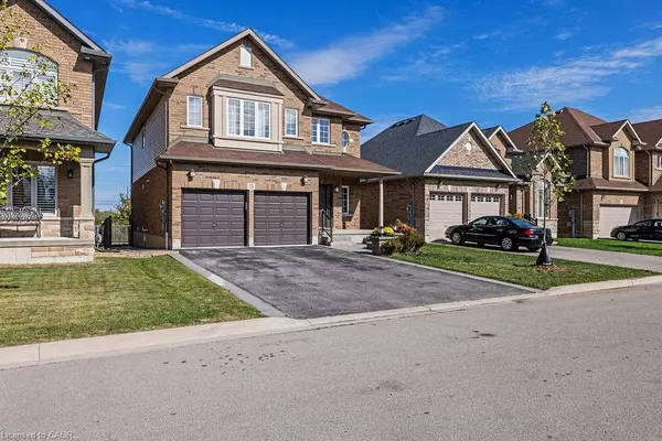 75 Boulder Crescent, Hannon, ON L0R 1P0