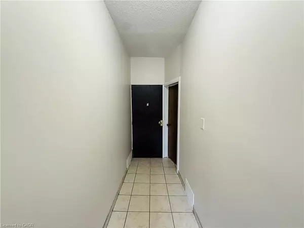 Hamilton, ON L8L 2L5,24 Somerset Avenue