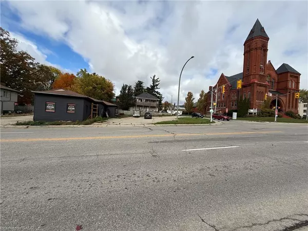 271 Dundas Street, Woodstock, ON N4S 1A9