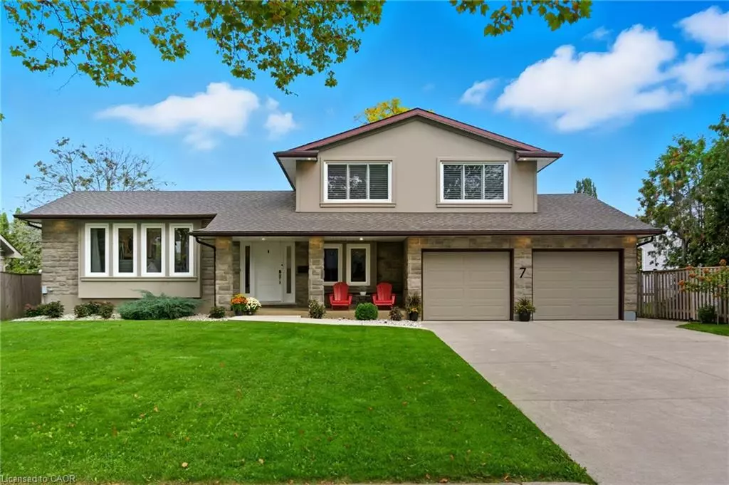 St. Catharines, ON L2N 4S4,7 Kenmore Crescent