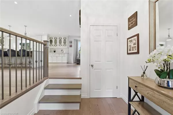 St. Catharines, ON L2N 4S4,7 Kenmore Crescent