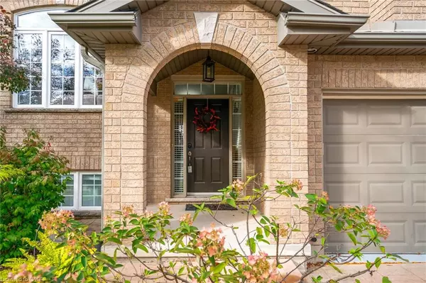 Niagara Falls, ON L2H 3M5,5255 White Dove Parkway