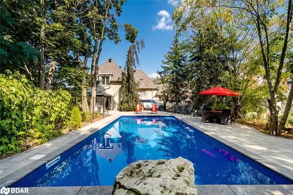 Barrie, ON L4N 1W4,60 High Street