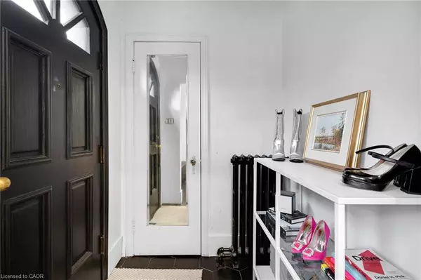 Kitchener, ON N2H 2J4,360 Luella Street