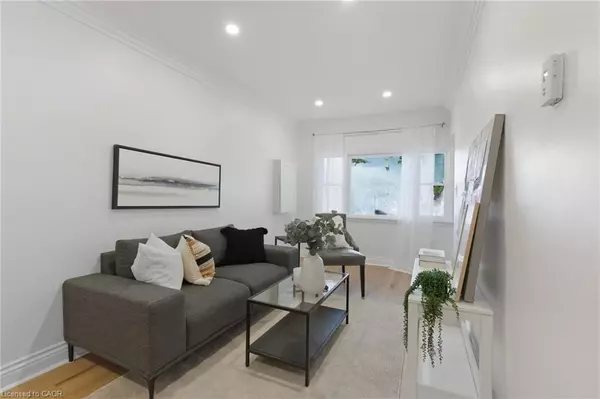 Hamilton, ON L8H 6B7,78 Delena Avenue N