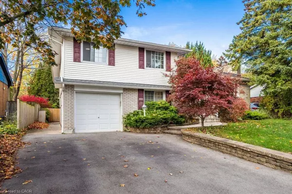 Burlington, ON L7L 4B8,5119 Cherryhill Crescent