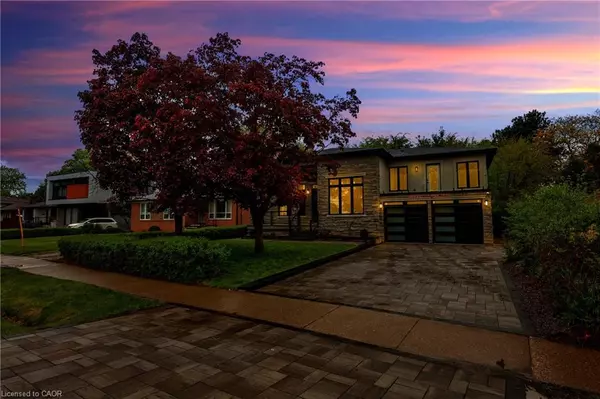 Oakville, ON L6L 2E8,2091 Bridge Road