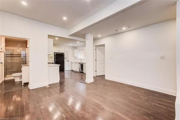 Hamilton, ON L8N 1S2,78 Stinson Street