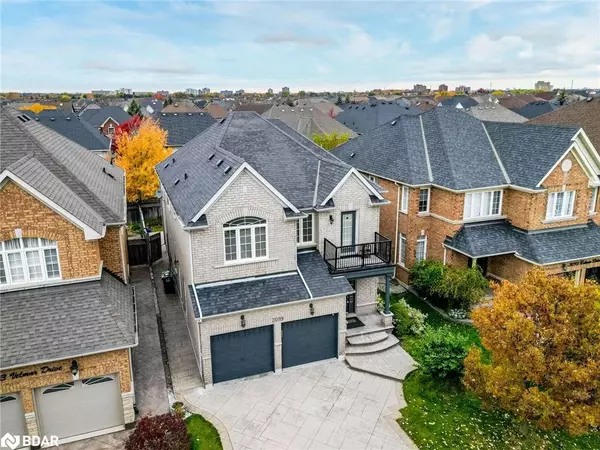 Mississauga, ON L5M 6W3,3099 Velmar Drive