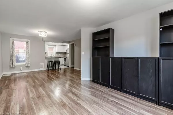 Hamilton, ON L8L 1C6,35 Ferrie Street W