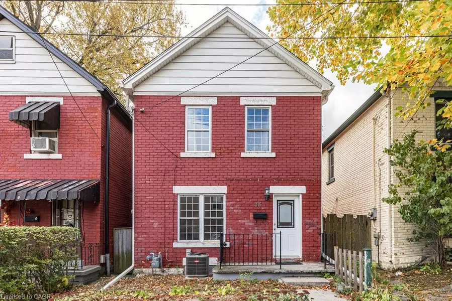 35 Ferrie Street W, Hamilton, ON L8L 1C6