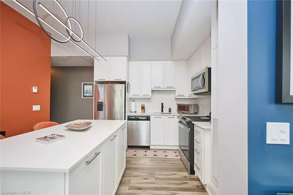 Grimsby, ON L3M 4E8,385 Winston Road #1807